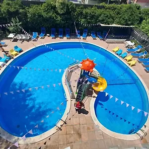 https://hotel-trafalgar.riccione-hotels.org
