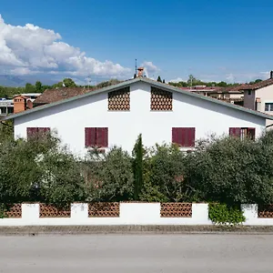 Maison d'hôtes Enzo's House