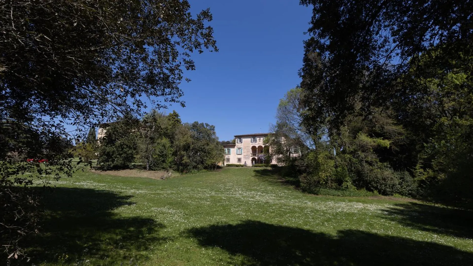 Bed & Breakfast Il Casale Di Villa Rossi Lucca Italia